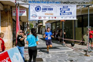 Μικροί και μεγάλοι έτρεξαν «Στους Δρόμους του Περάματος»