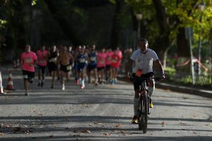 Επέστρεψε στην κορυφή ο Νέστορας Κολιός στο 5άρι του Ioannina Lake Run